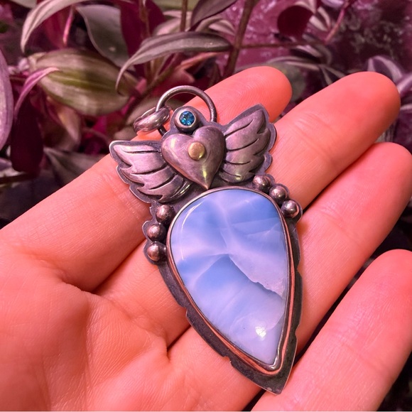 Sterling Silver Angel Wing Larimar Necklace with Blue Gemstone Echos of Norway - Picture 4 of 4